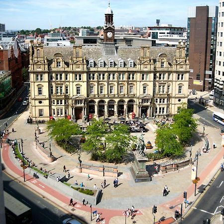 Quebecs Luxury Aparthotel Leeds  Exterior foto